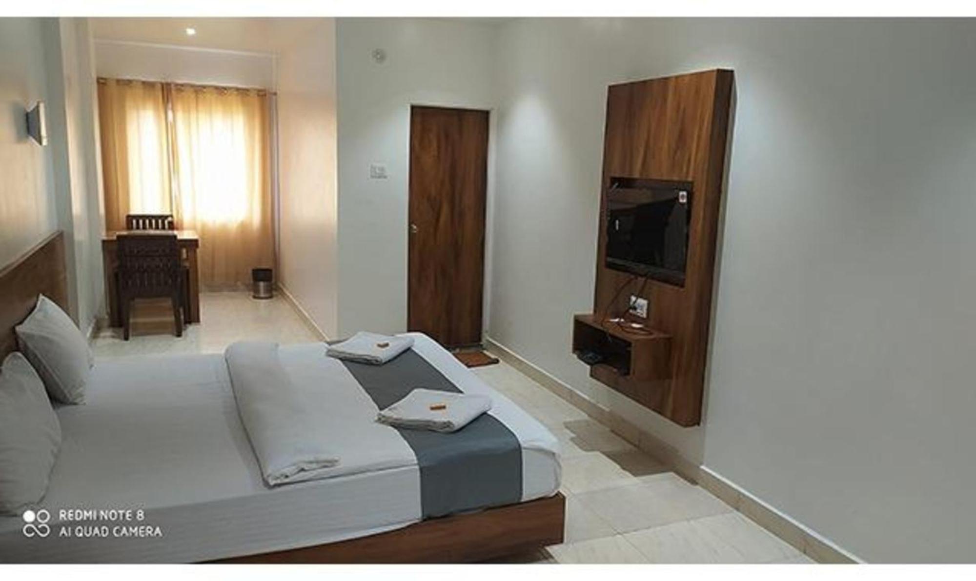 Fabhotel Omkar Pride Pune Exterior photo